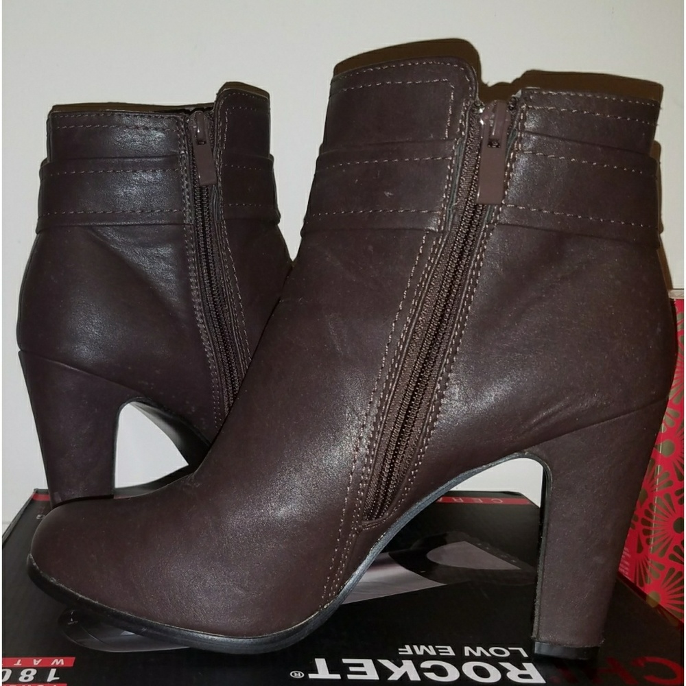 Women's Strap Buckle Ankle Bootie